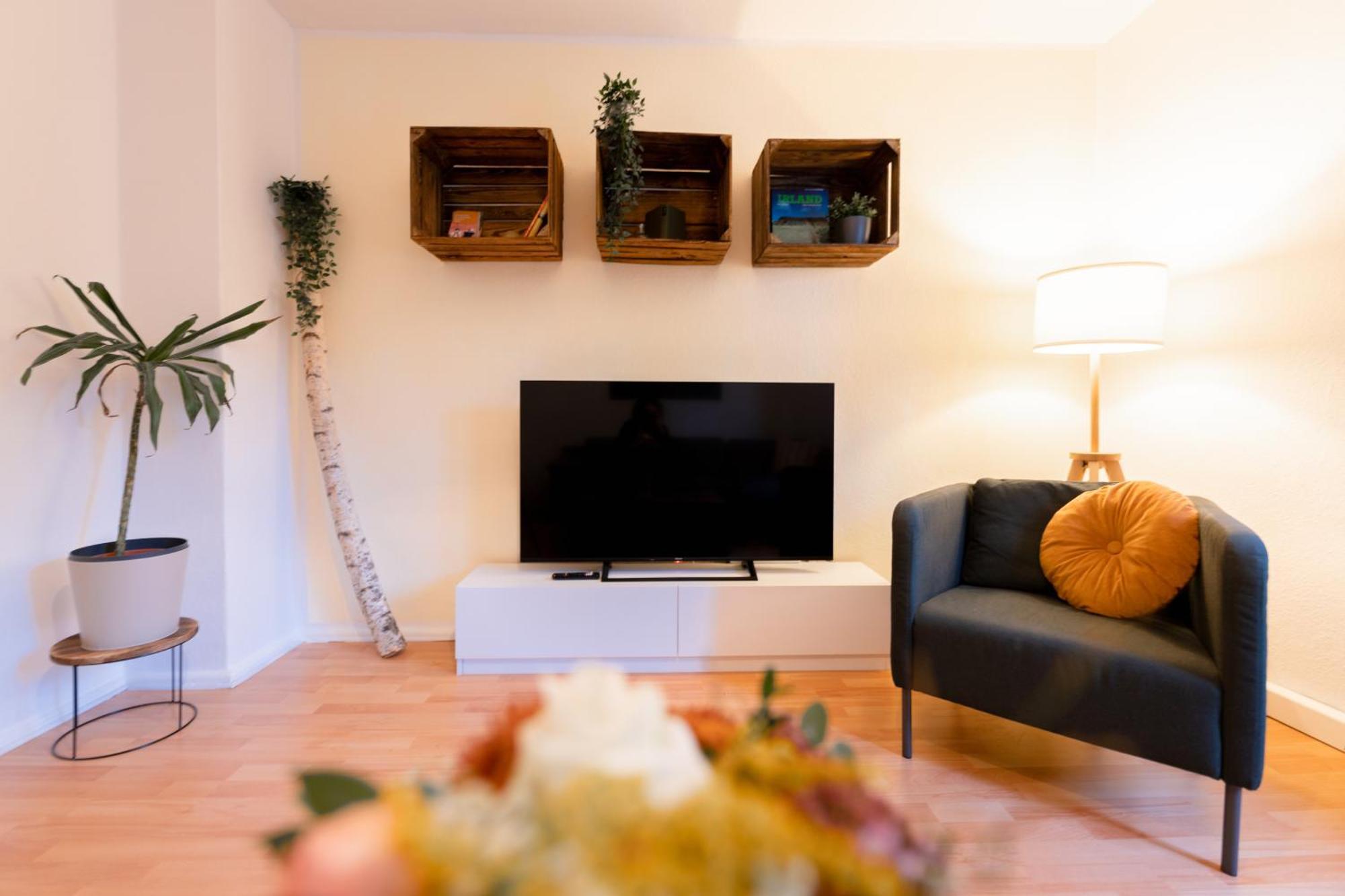 Stay Awesome - Weinberg Residence Comfort In Zentraler Lage Cassel Extérieur photo
