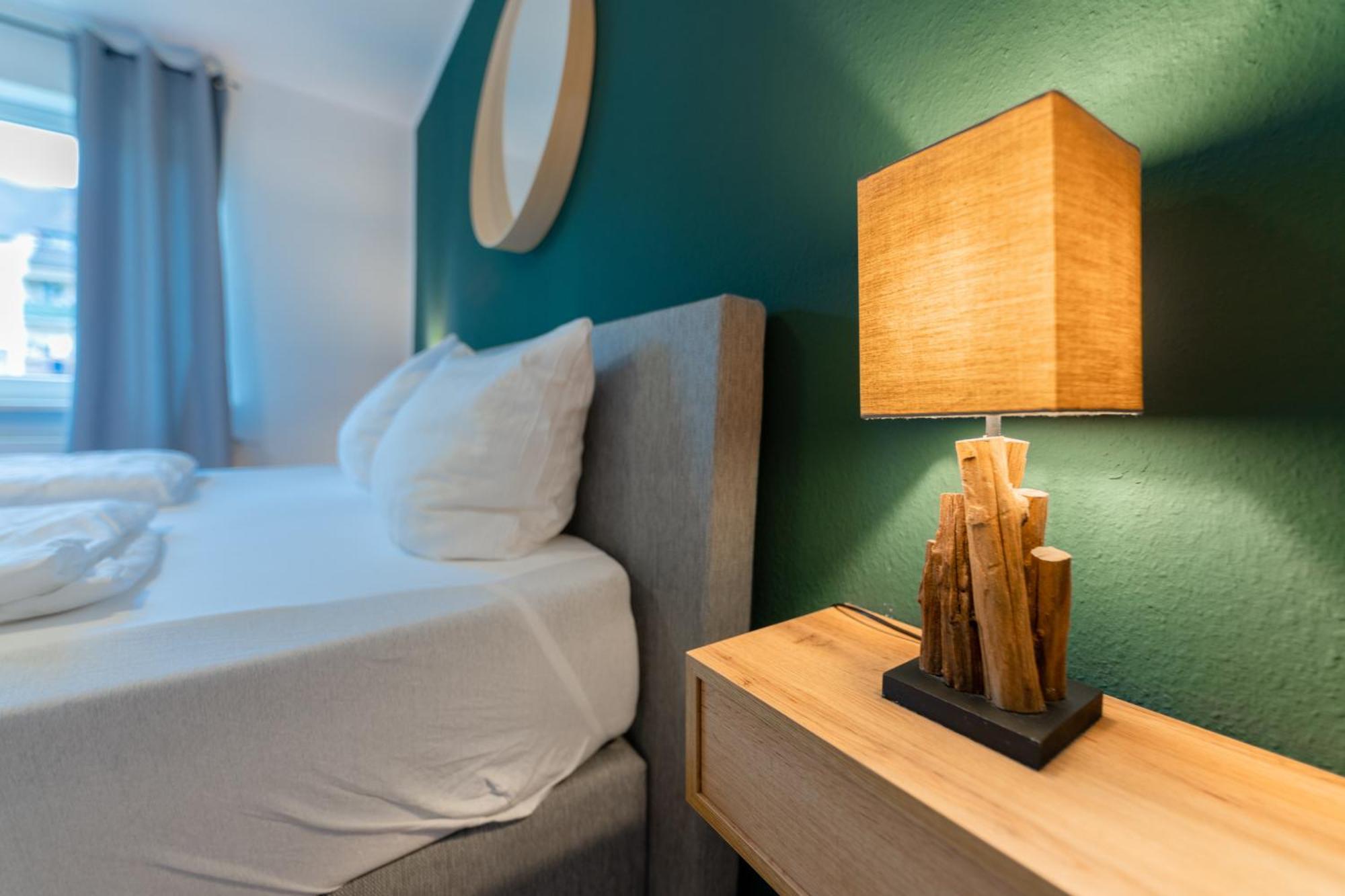 Stay Awesome - Weinberg Residence Comfort In Zentraler Lage Cassel Extérieur photo
